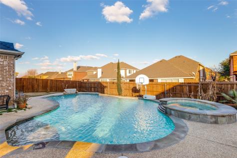 1029 Tara Drive Burleson TX 76028