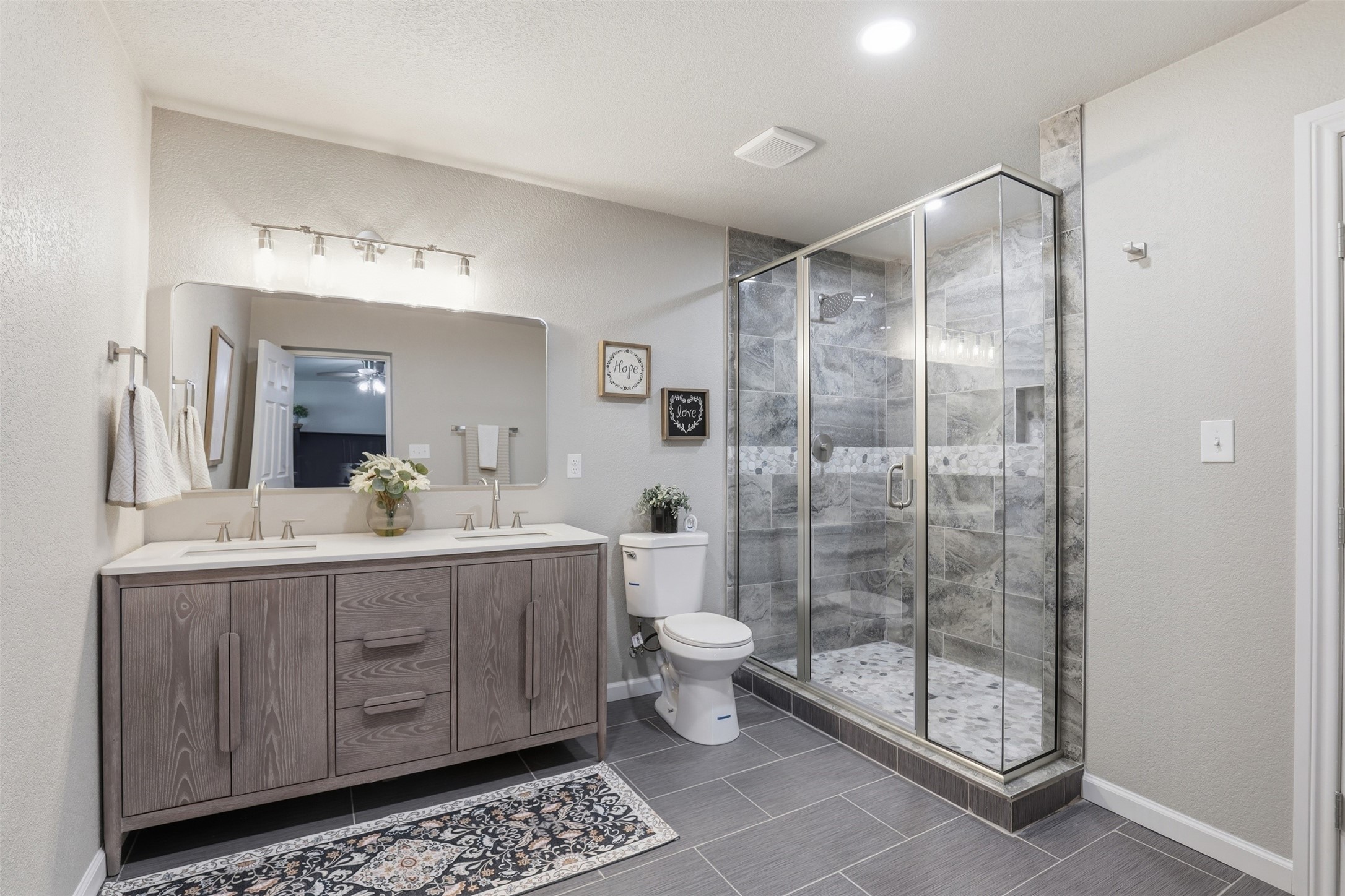 2808 Sky Harbour Drive Granbury TX 76049