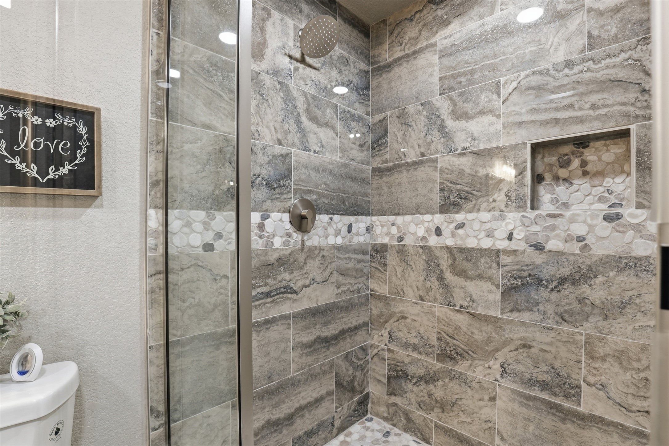 2808 Sky Harbour Drive Granbury TX 76049