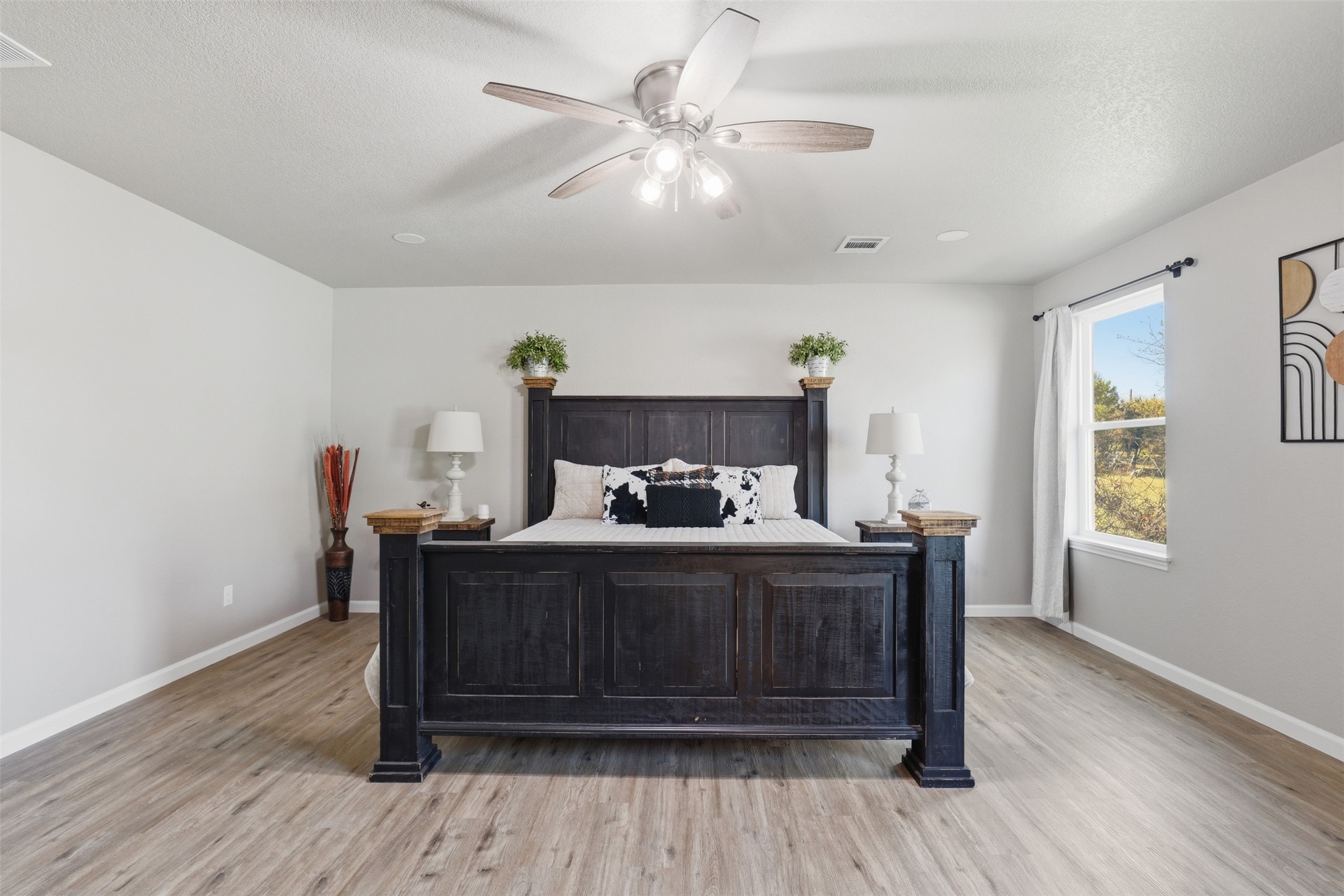 2808 Sky Harbour Drive Granbury TX 76049