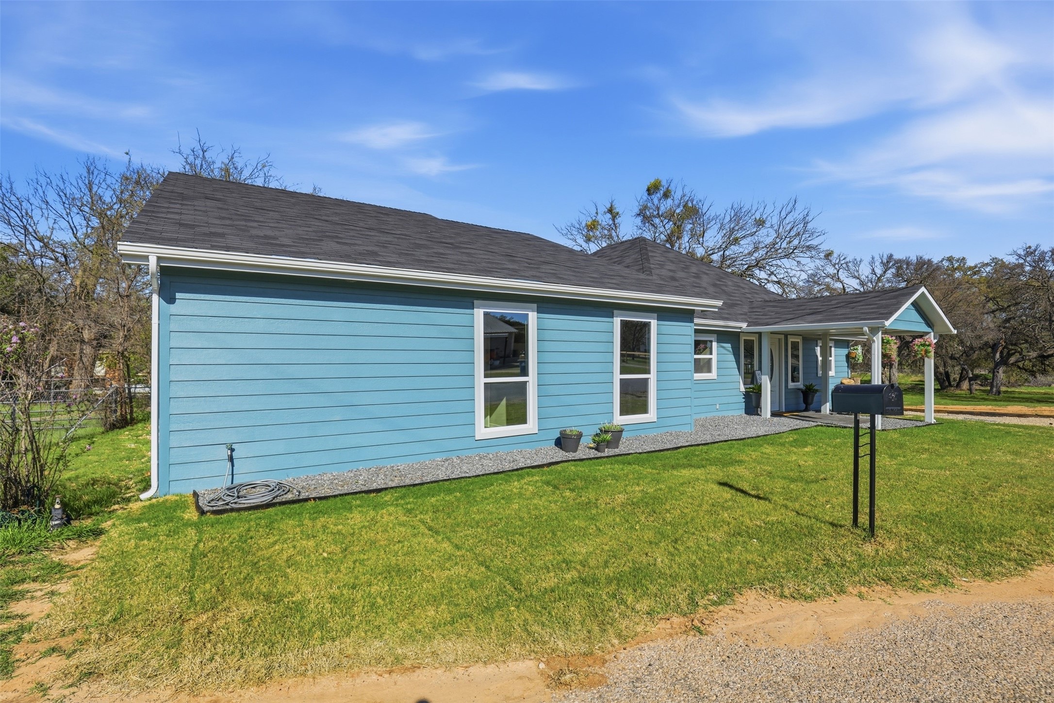 2808 Sky Harbour Drive Granbury TX 76049