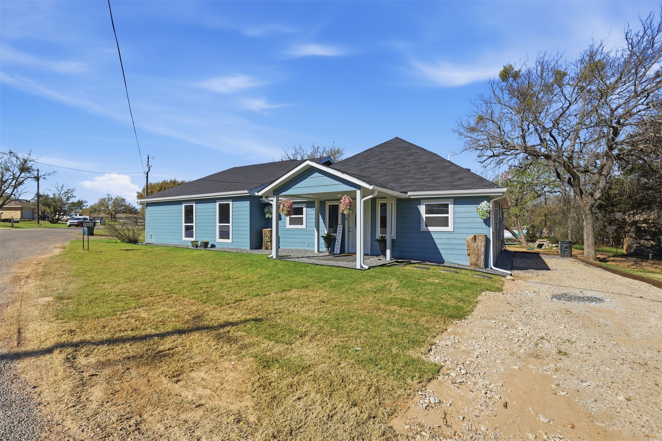 2808 Sky Harbour Drive Granbury TX 76049
