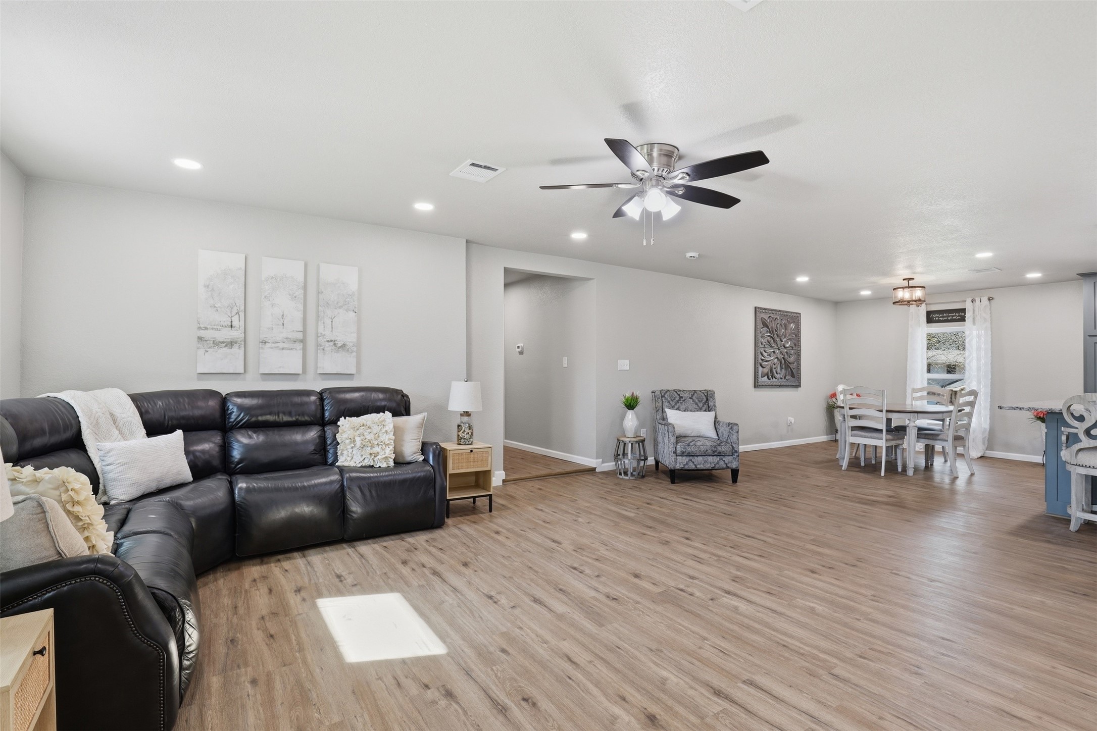 2808 Sky Harbour Drive Granbury TX 76049