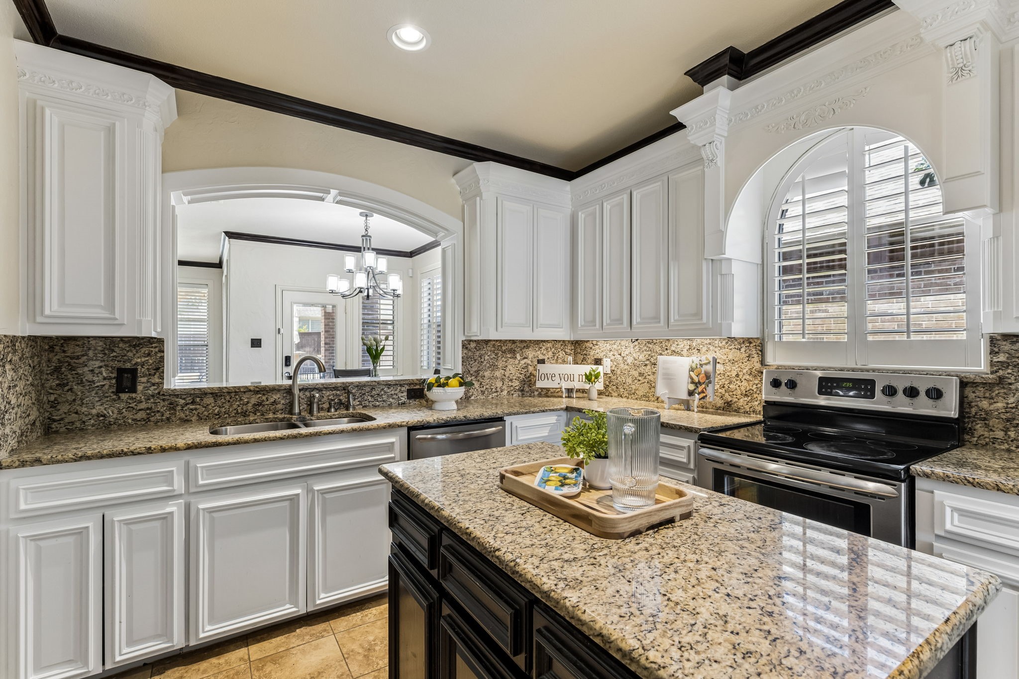 5540 La Bandera Trail Benbrook TX 76126