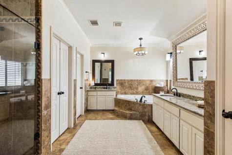 5540 La Bandera Trail Benbrook TX 76126
