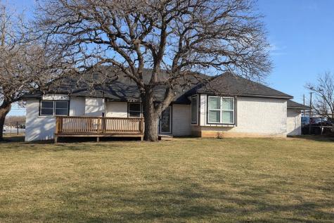 1206 Highway 81 N Bowie TX 76230