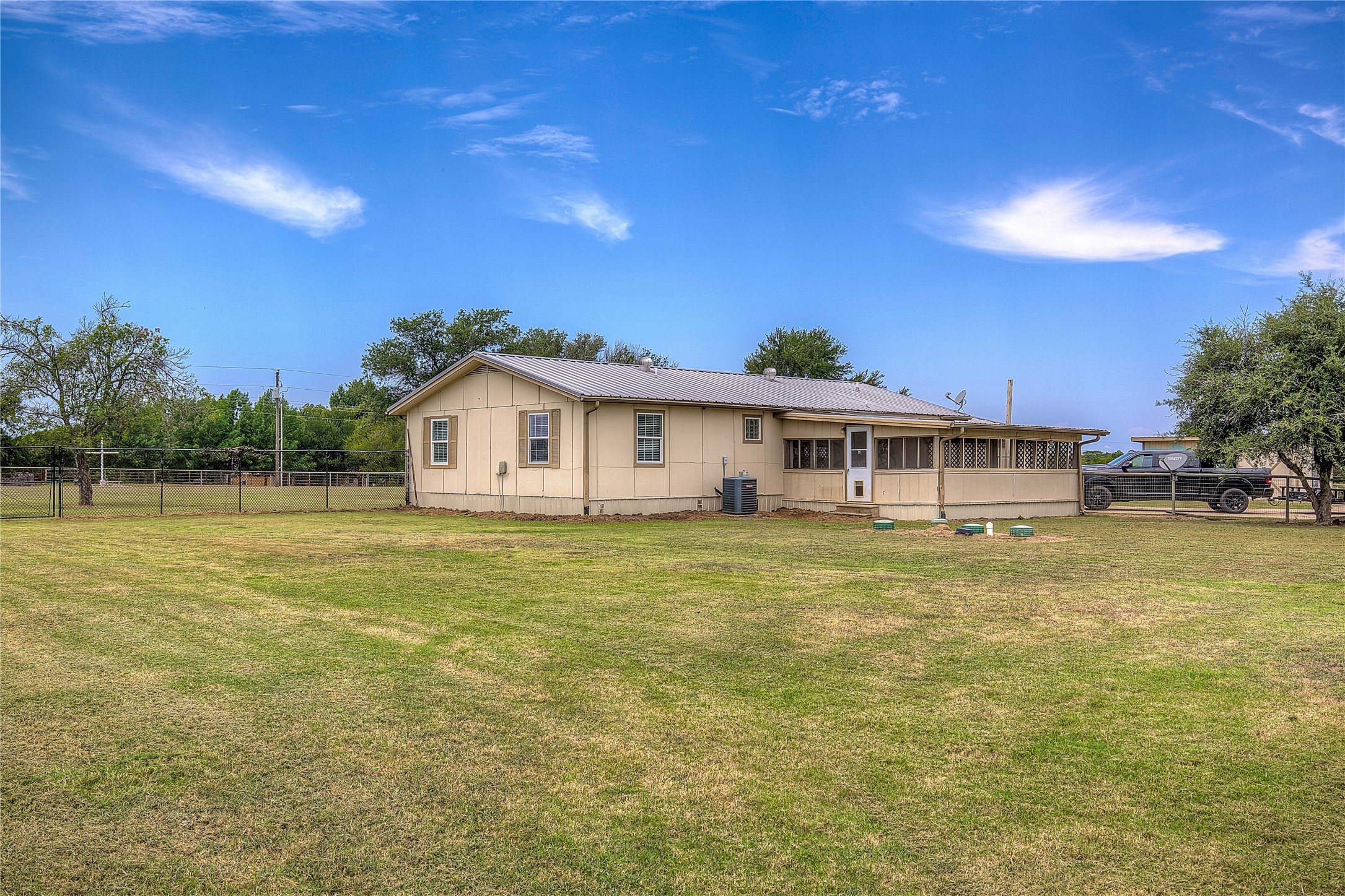 2721 Fm 2649 Lone Oak TX 75453