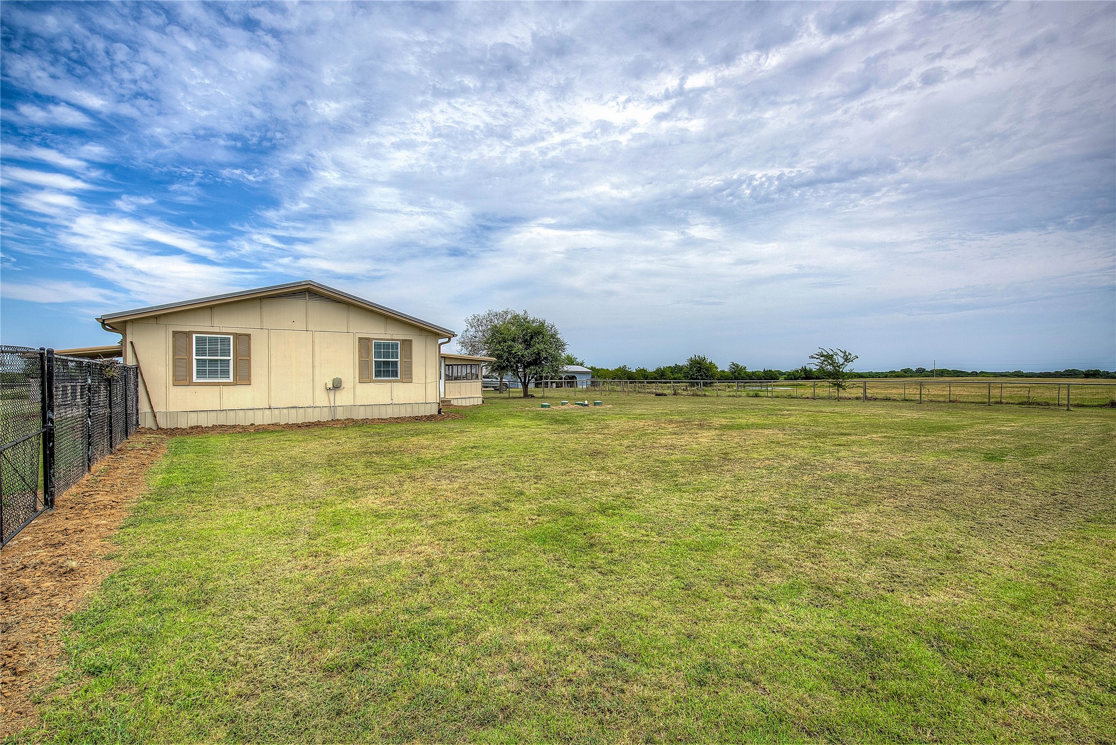 2721 Fm 2649 Lone Oak TX 75453