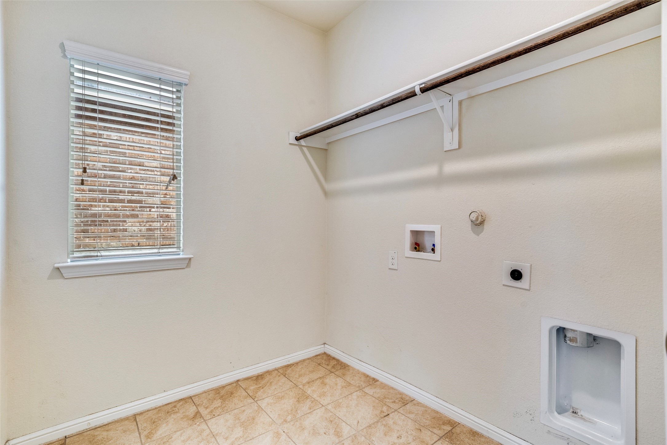 2120 Barnwell Drive Fort Worth TX 76108