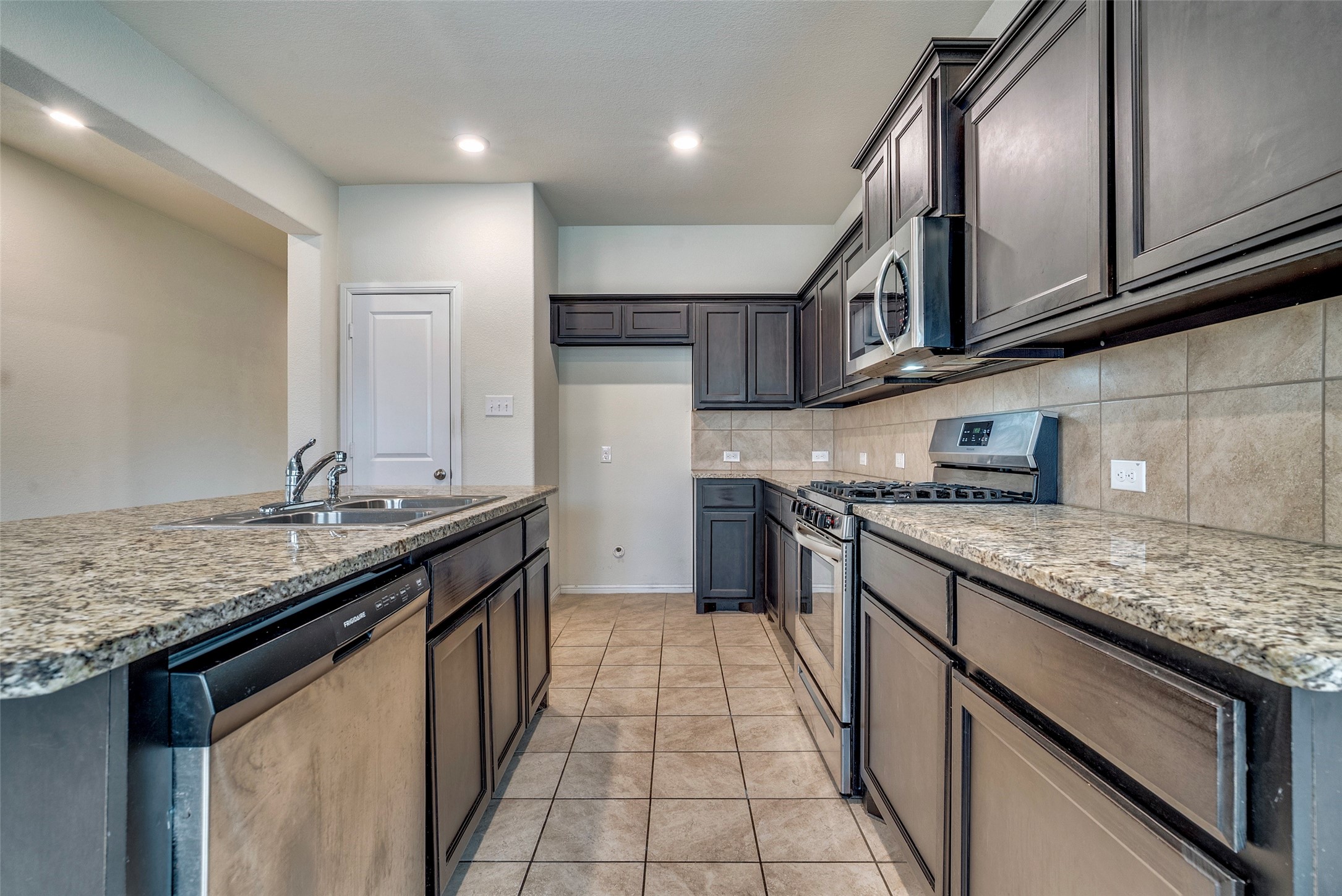 2120 Barnwell Drive Fort Worth TX 76108
