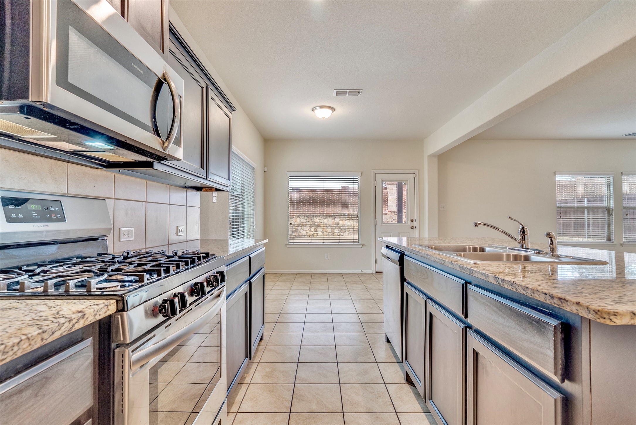 2120 Barnwell Drive Fort Worth TX 76108