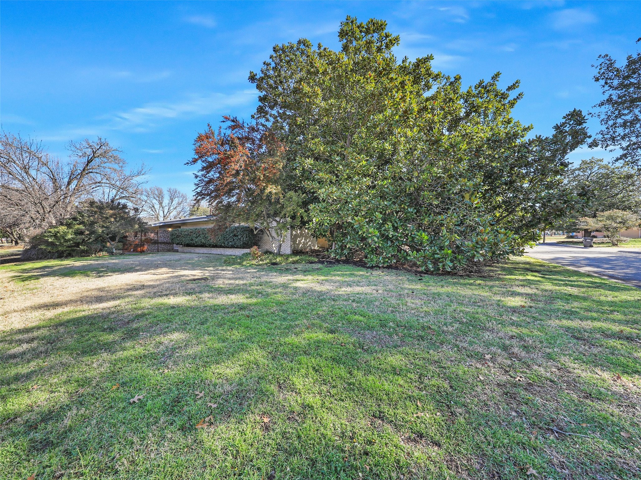 1102 N Graves Street Mckinney TX 75069