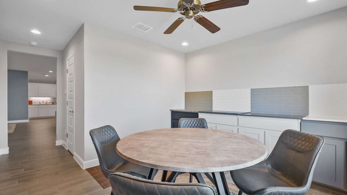 4130 Cornerstone Circle Granbury TX 76048