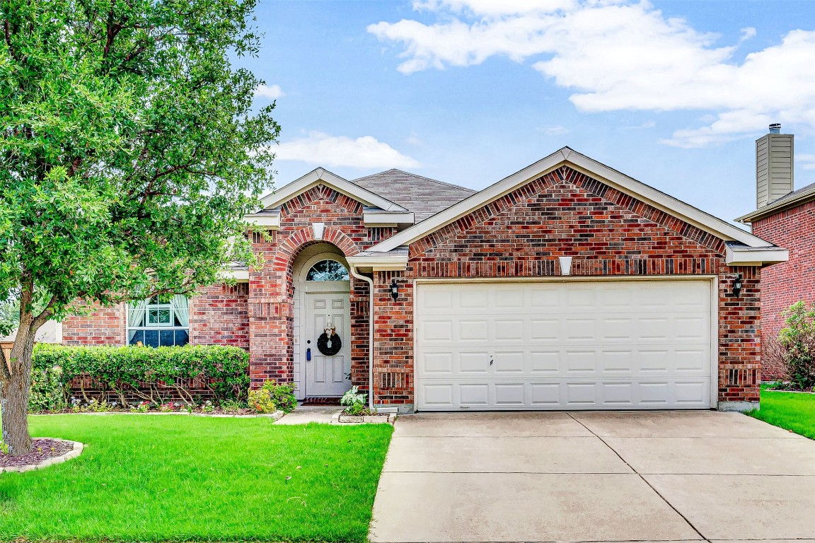 3263 Yeltes Grand Prairie TX 75054