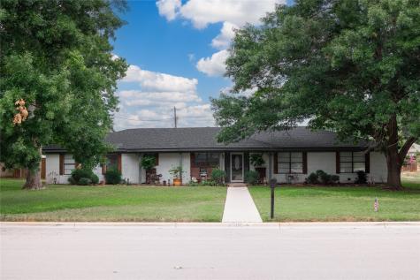 2711 Good Shepherd Drive Brownwood TX 76801