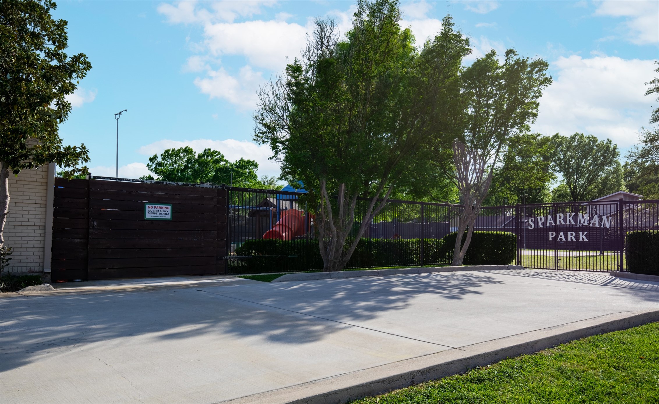 3368 Merrell Road Dallas TX 75229