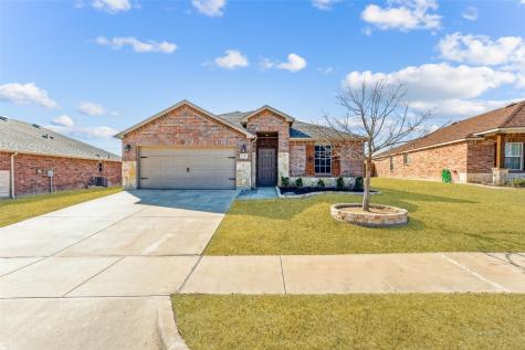 1249 Boxwood Lane Burleson TX 76028