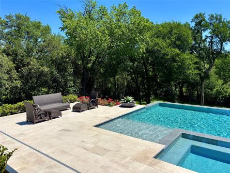 10010 Strait Lane Dallas TX 75229
