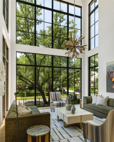 10010 Strait Lane Dallas TX 75229