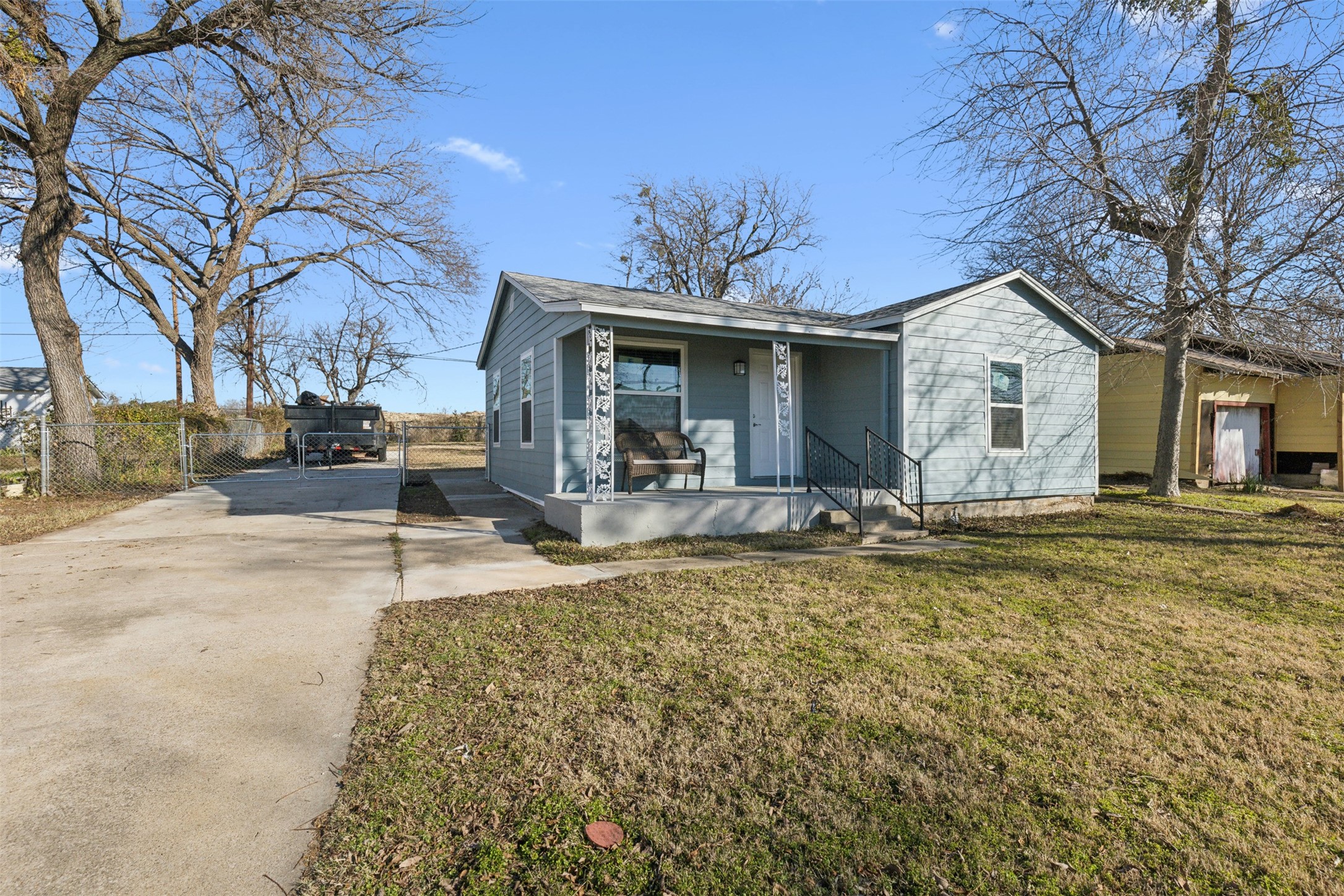 6808 Lakeside Drive Lake Worth TX 76135