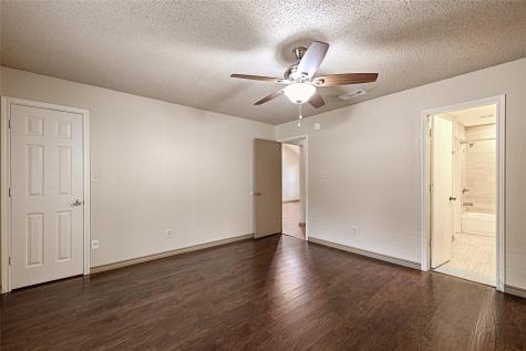 3000 Timothy Lane Euless TX 76039
