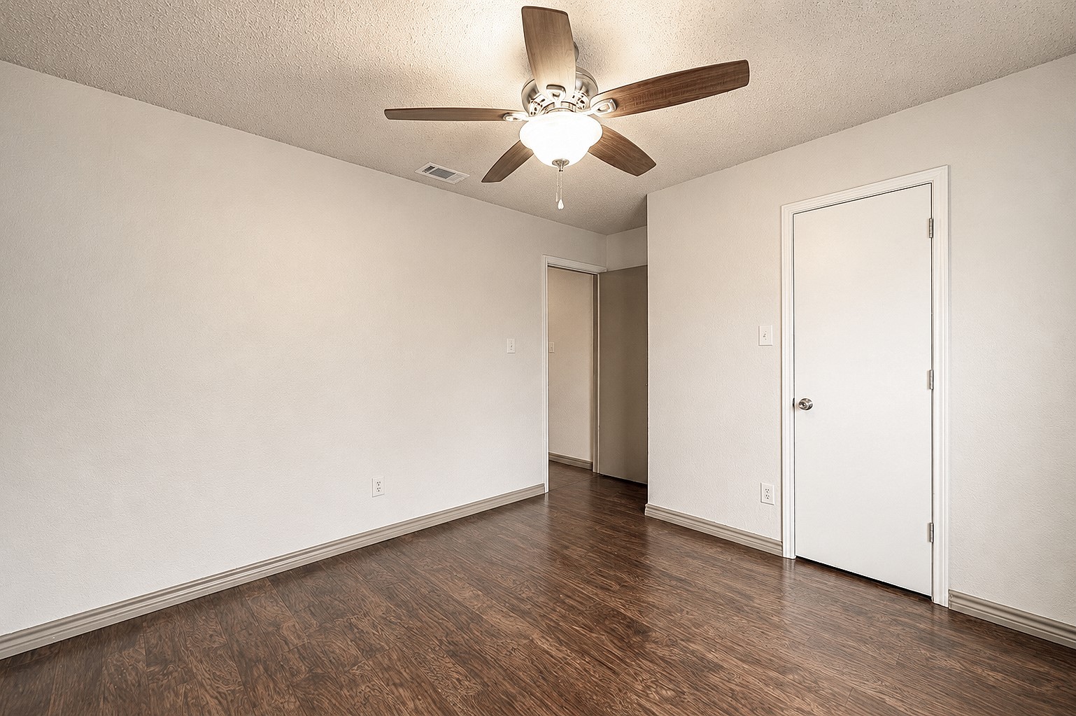 3000 Timothy Lane Euless TX 76039