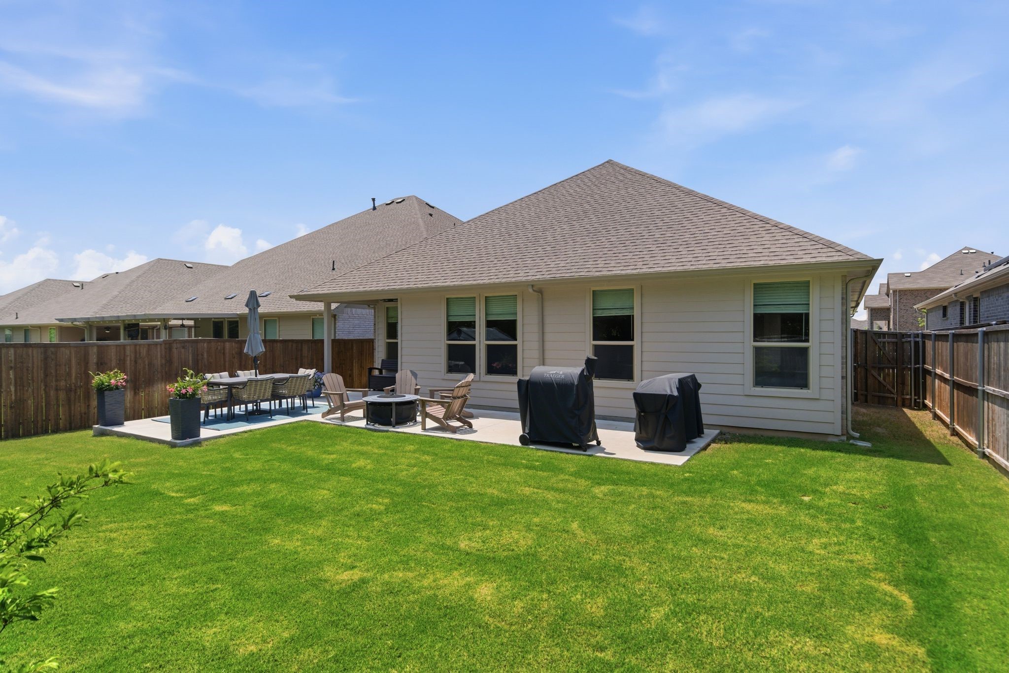 5621 Round Hill Road Denton TX 76210