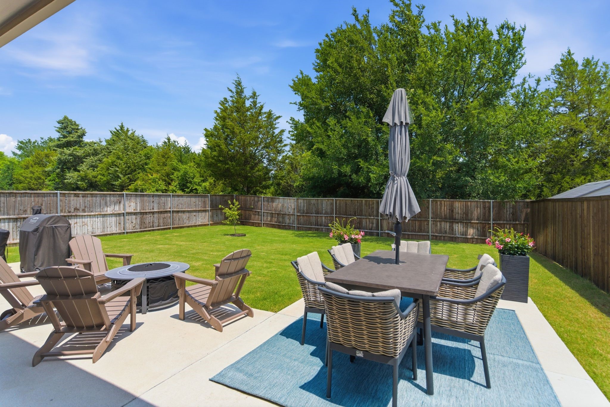 5621 Round Hill Road Denton TX 76210