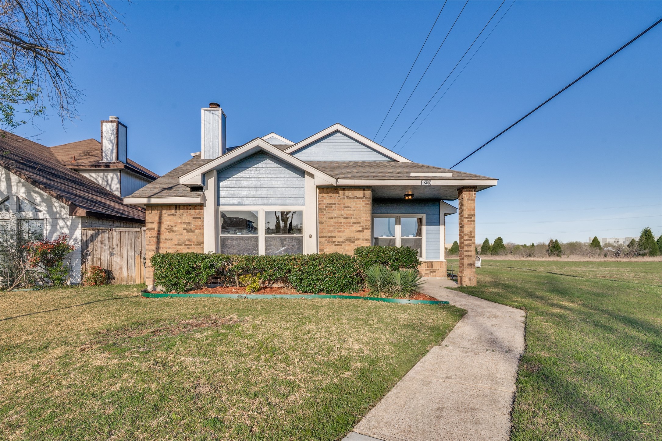1229 Old Barn Lane Mesquite TX 75149