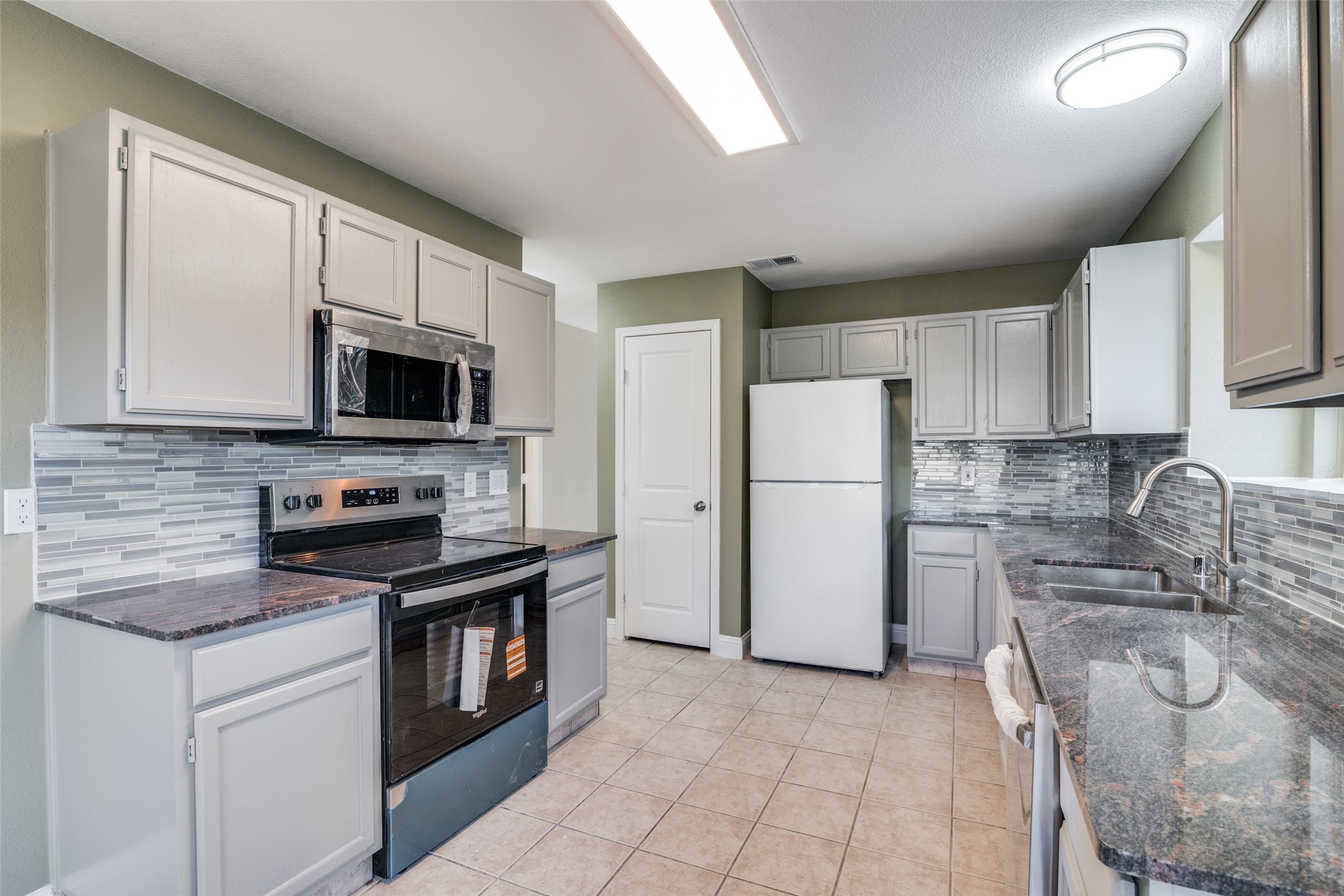 1229 Old Barn Lane Mesquite TX 75149