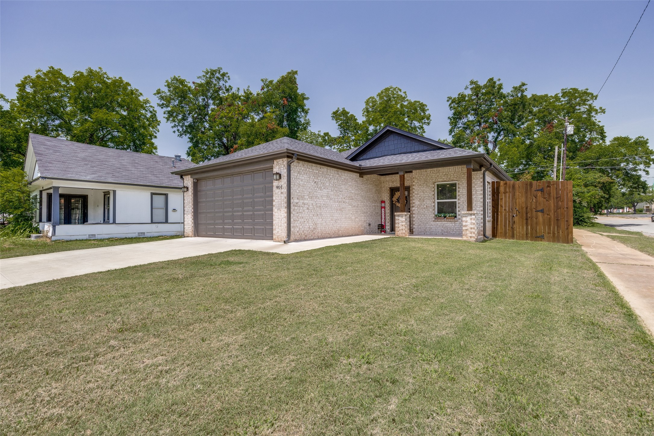 901 W Owing Street Denison TX 75020