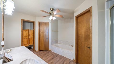9390 County Road 4028 Kemp TX 75143