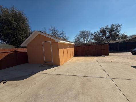 1410 Bowie Street Garland TX 75042