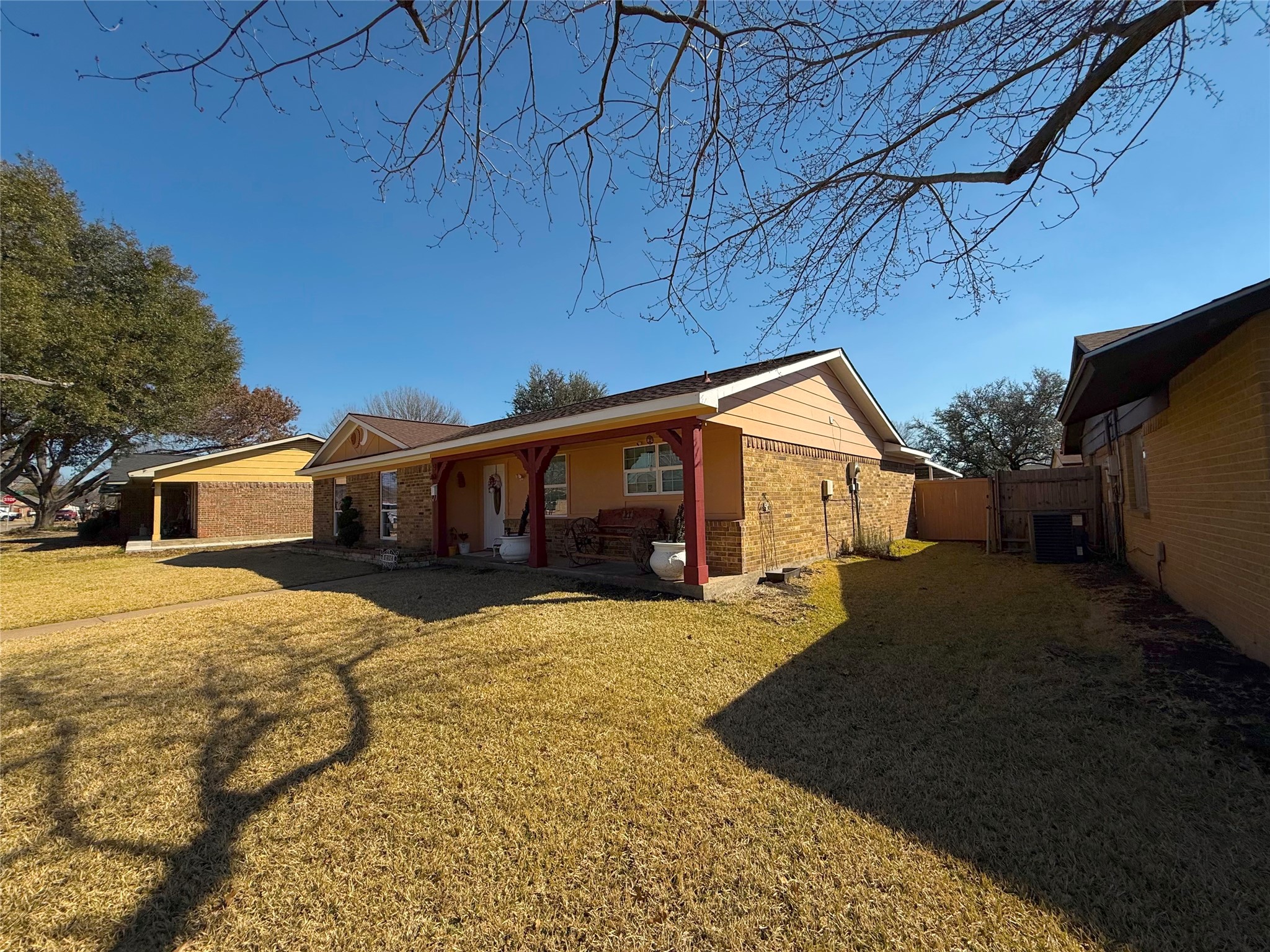 1410 Bowie Street Garland TX 75042