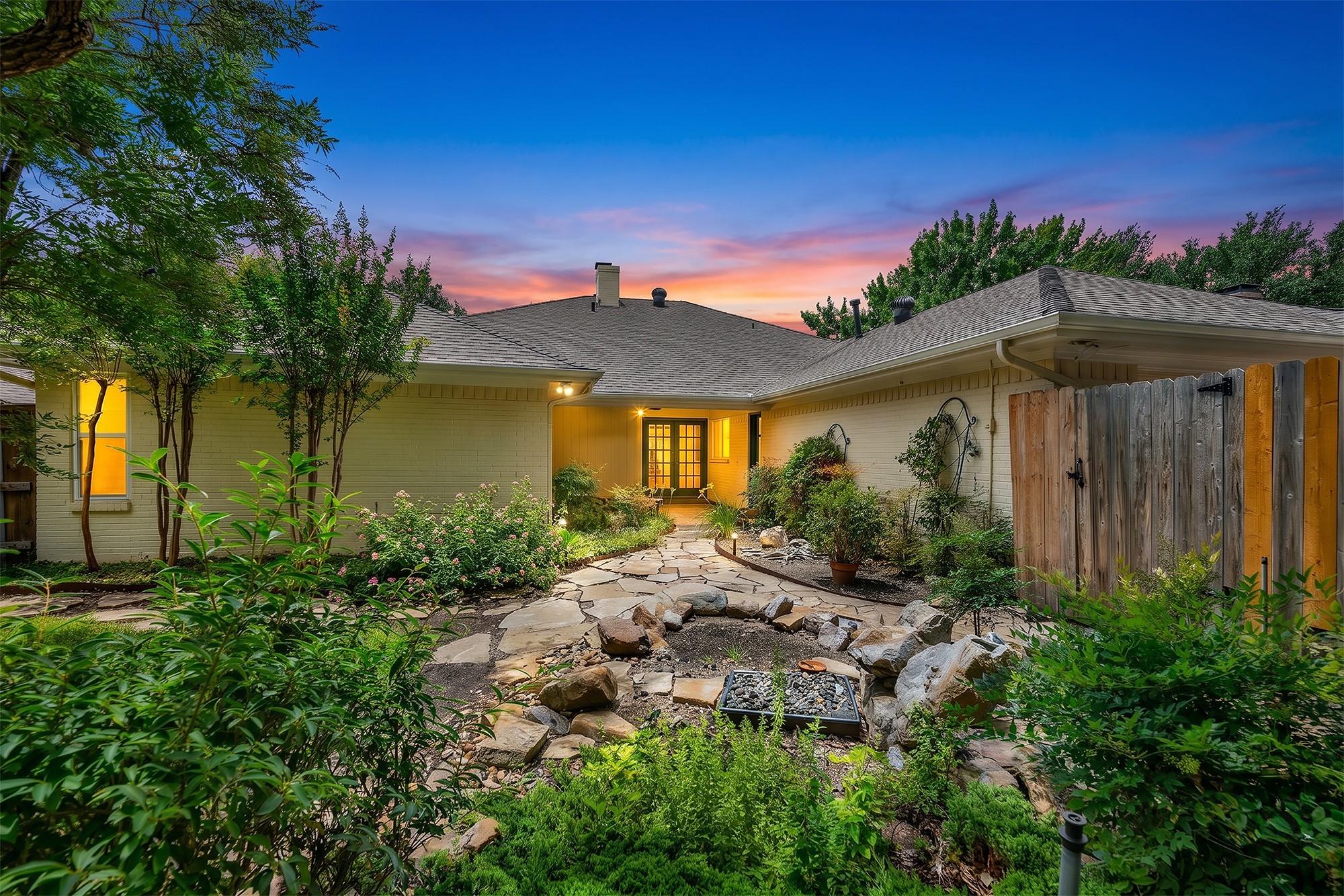 3205 Cross Timbers Lane Garland TX 75044