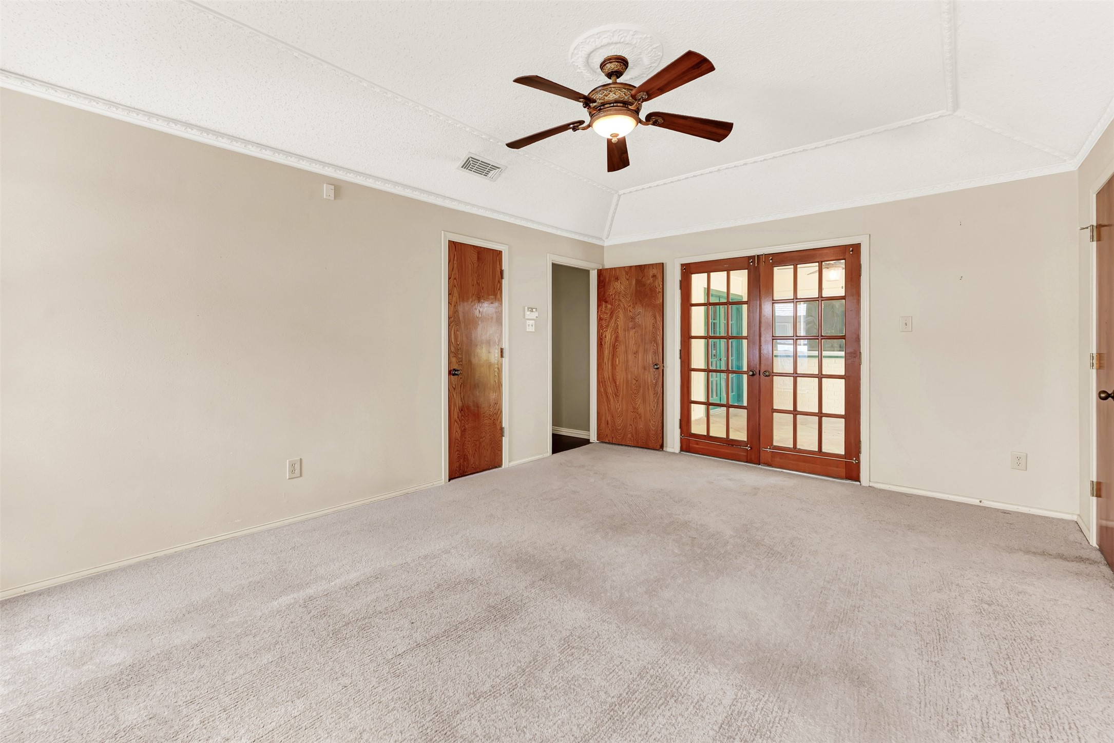 3205 Cross Timbers Lane Garland TX 75044
