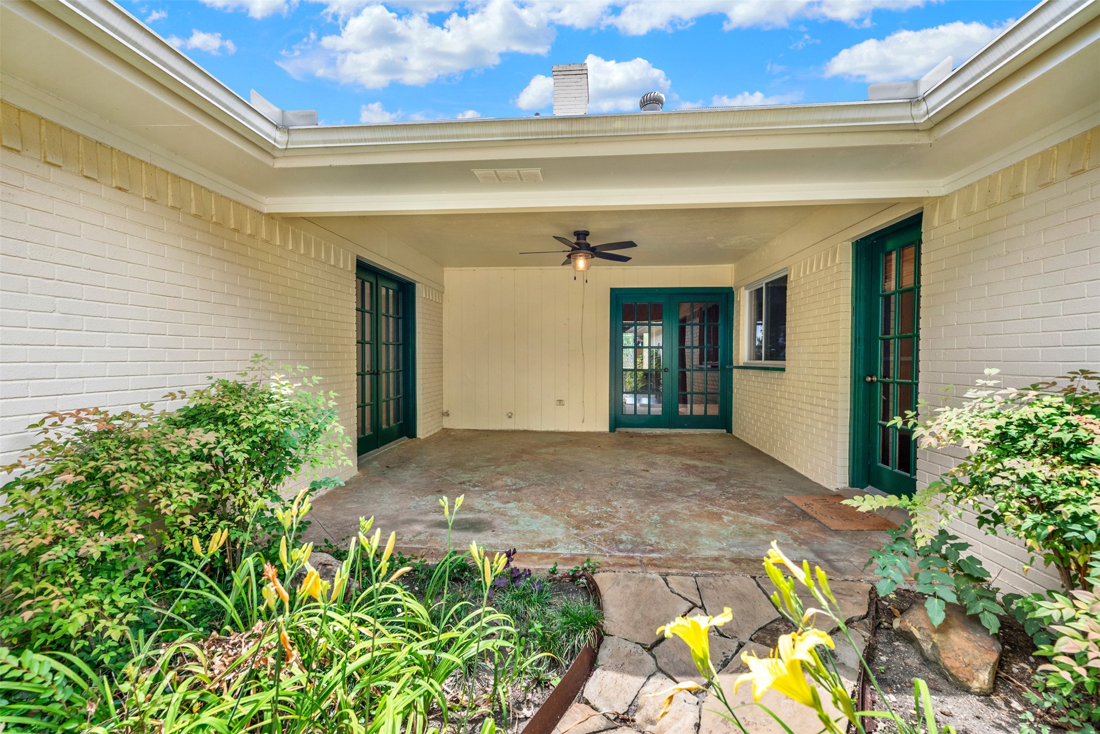 3205 Cross Timbers Lane Garland TX 75044