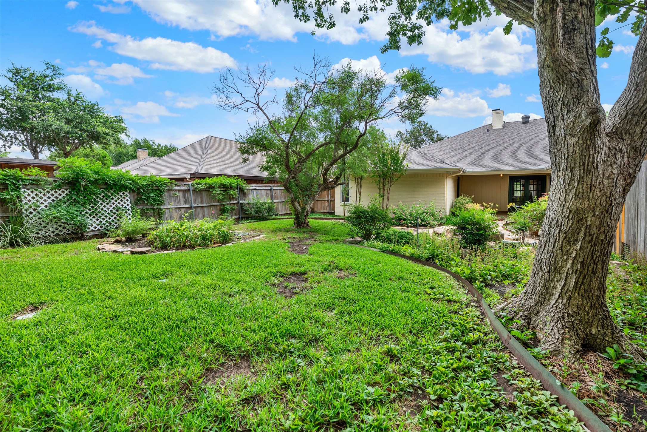 3205 Cross Timbers Lane Garland TX 75044