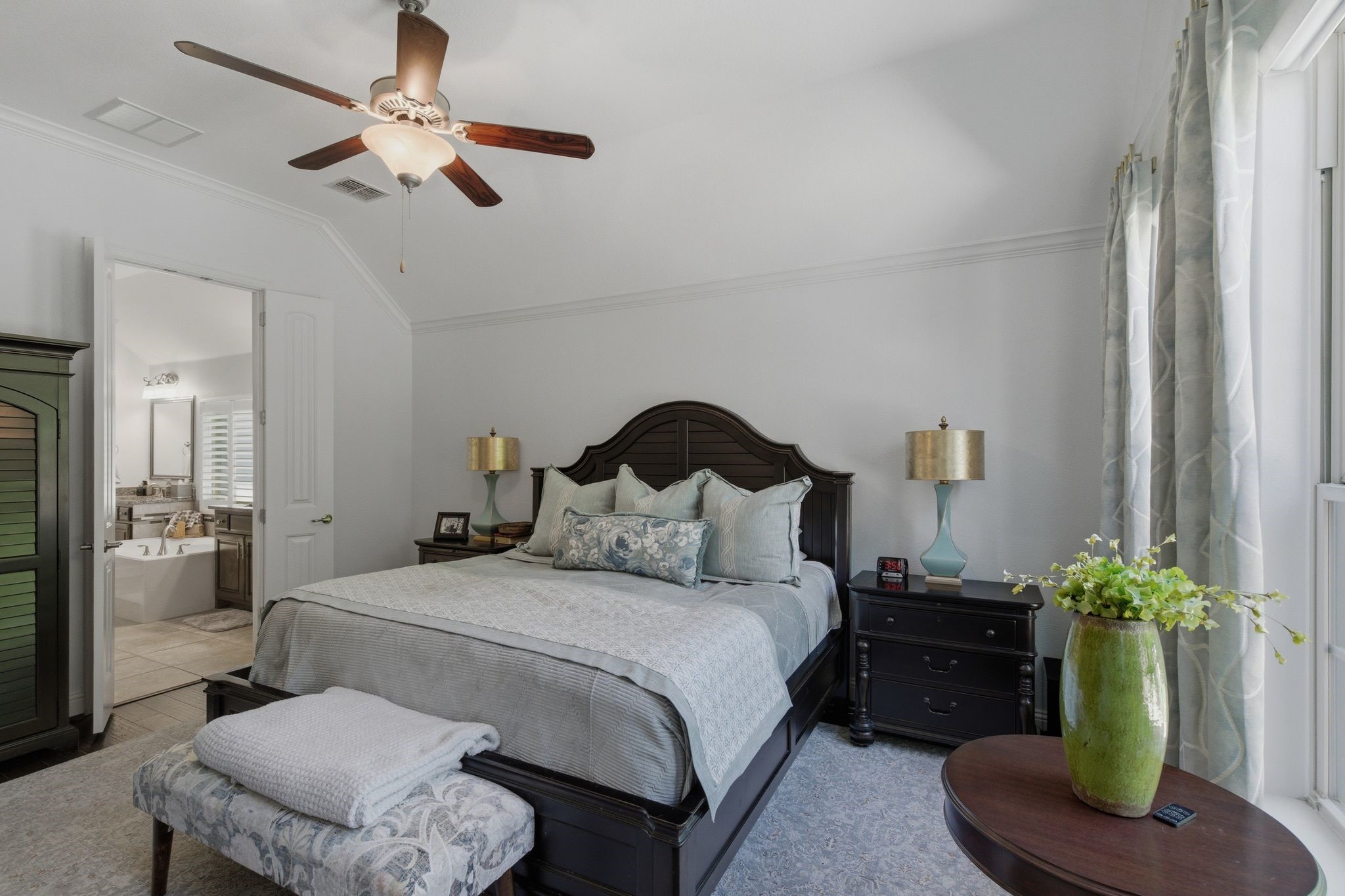 815 Dove Trail Euless TX 76039