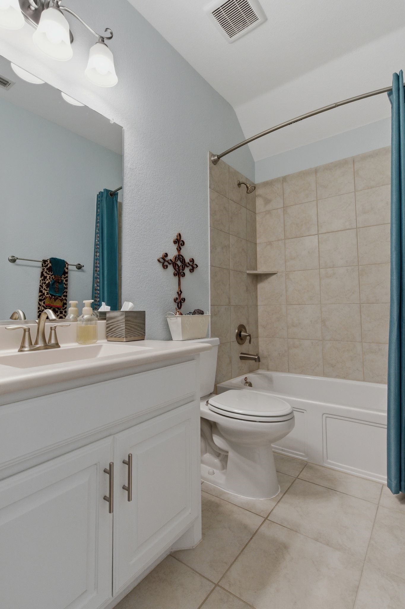 815 Dove Trail Euless TX 76039