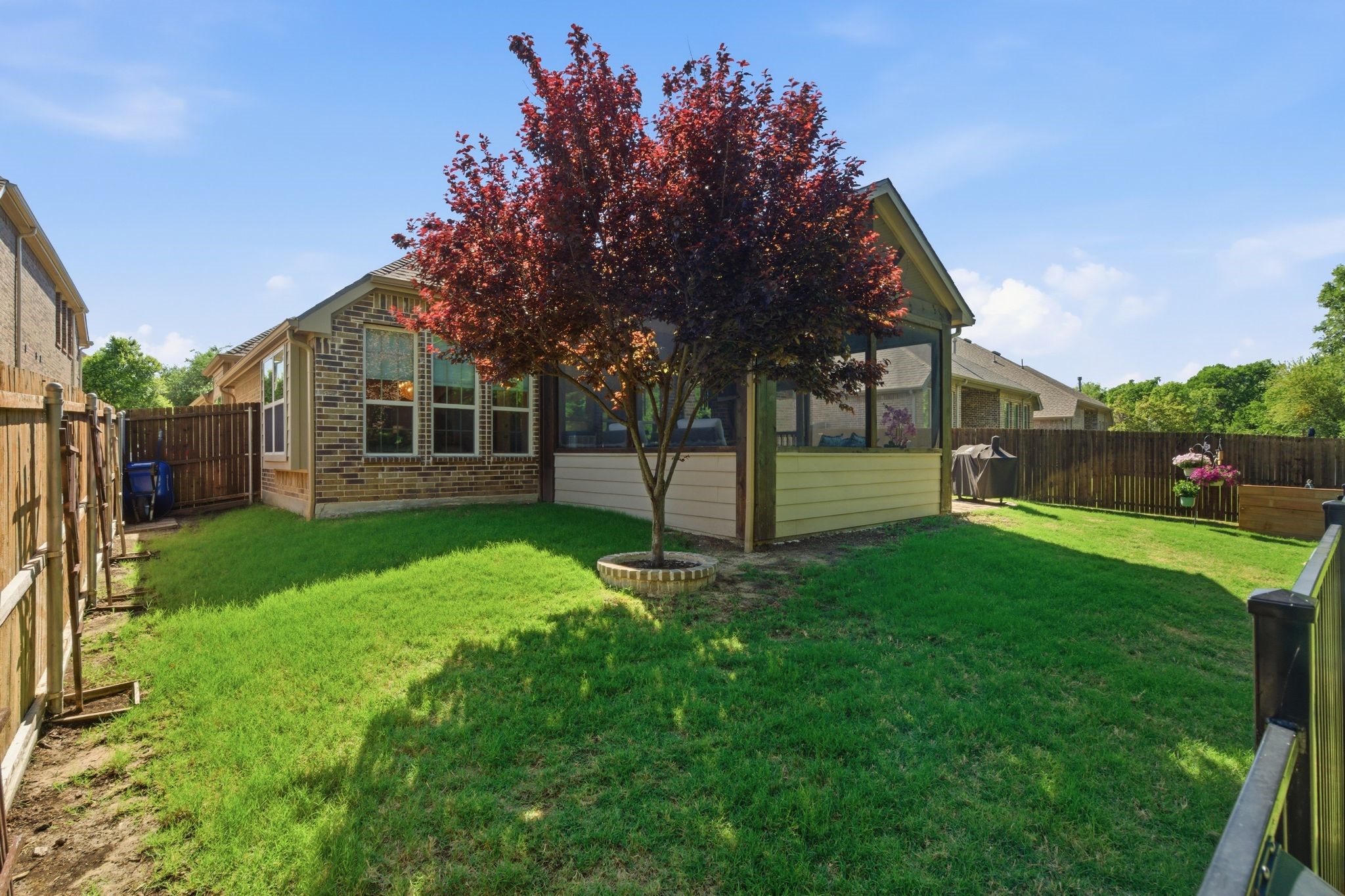 815 Dove Trail Euless TX 76039
