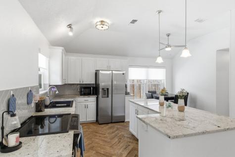 6825 Wooddale Drive Watauga TX 76148