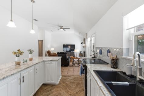 6825 Wooddale Drive Watauga TX 76148