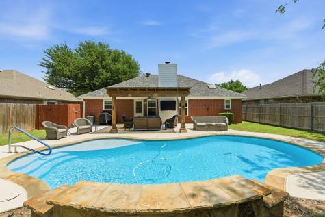 6825 Wooddale Drive Watauga TX 76148