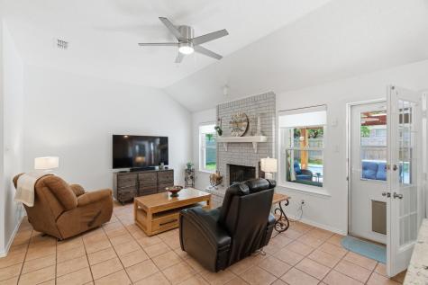 6825 Wooddale Drive Watauga TX 76148