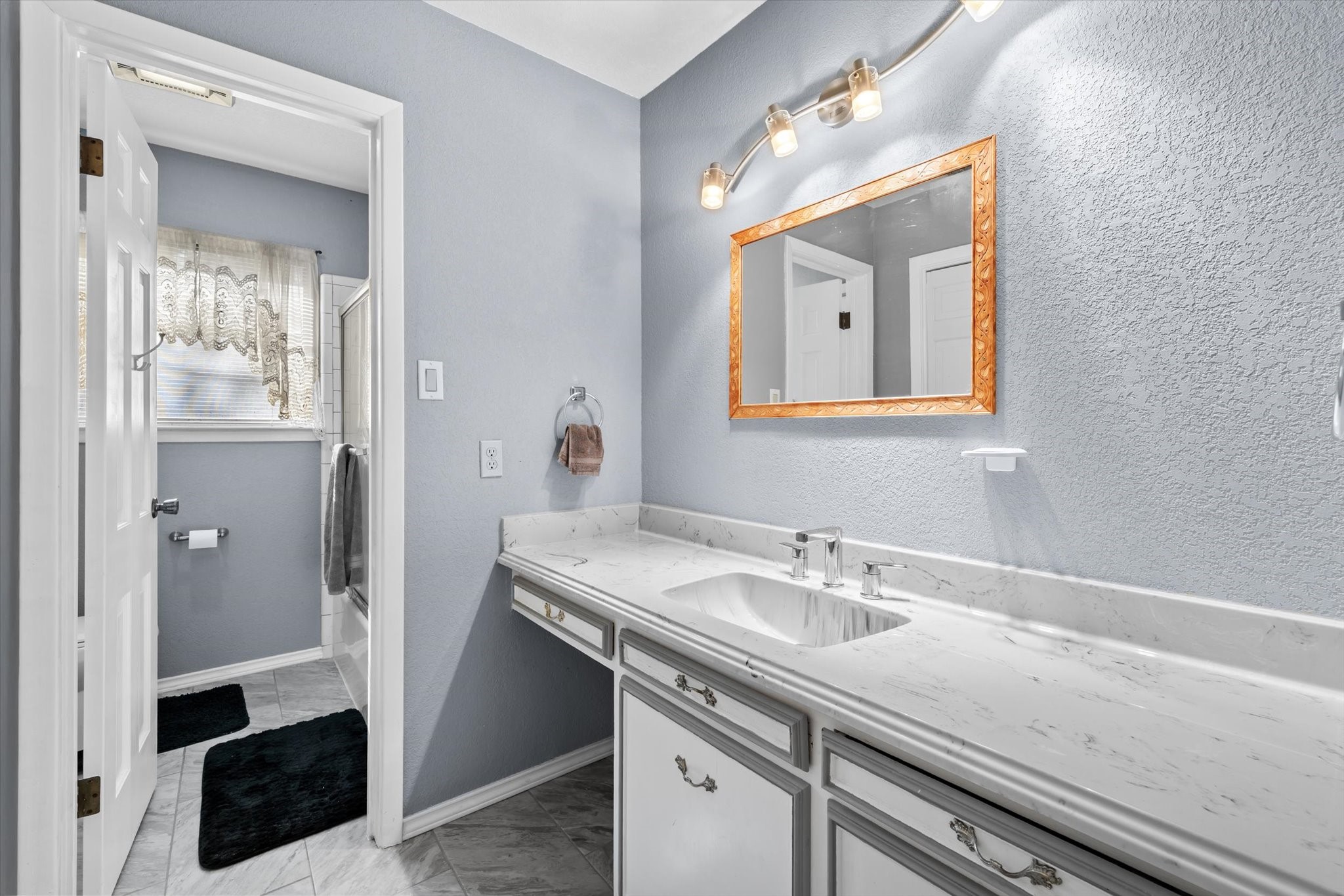 837 White Oak Drive Woodway TX 76712