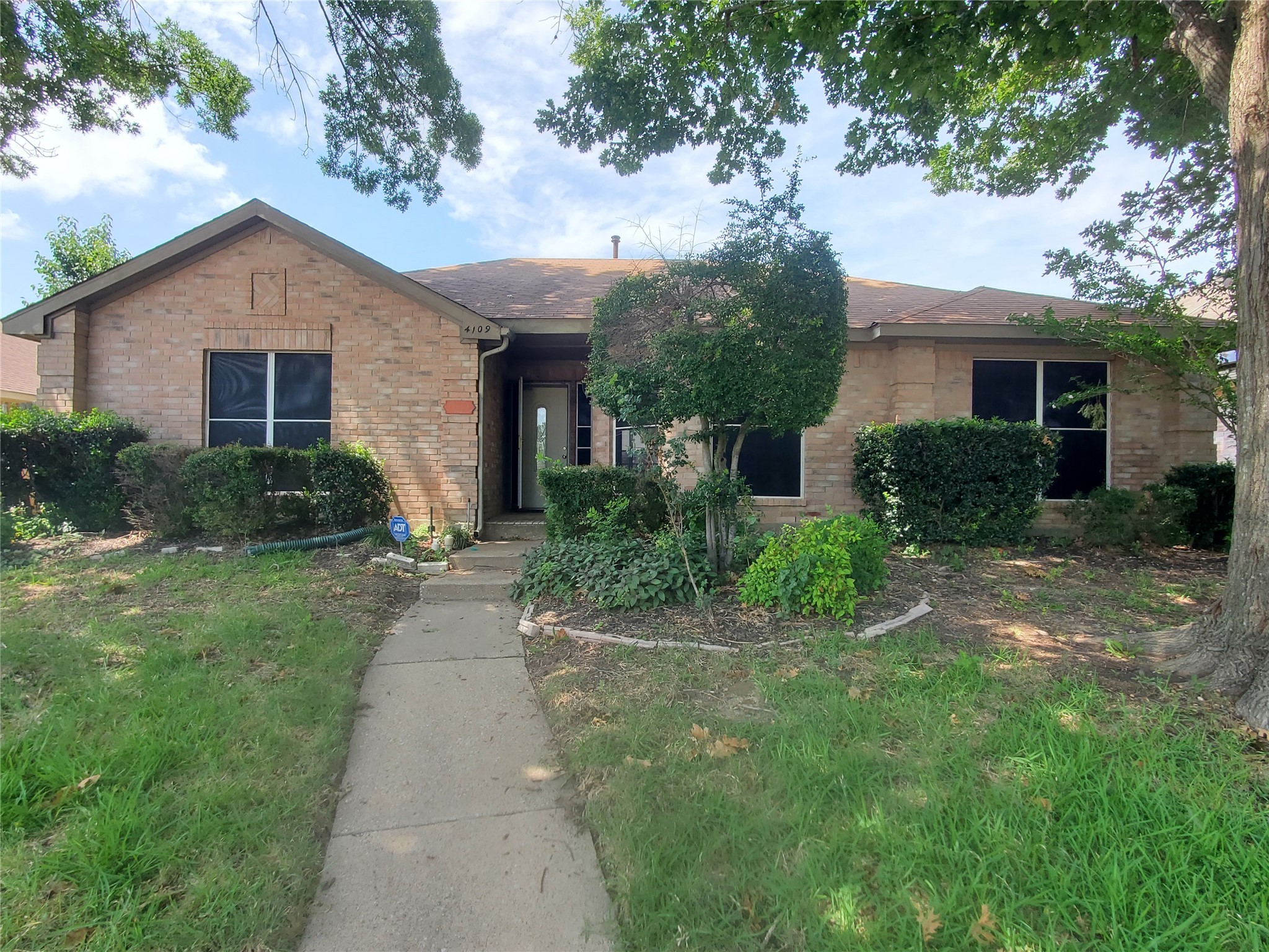 4109 Crystal Lane Garland TX 75043