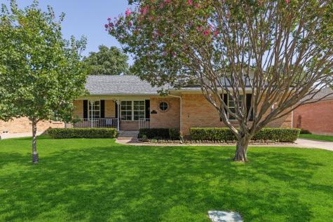 10219 Lakemere Drive Dallas TX 75238