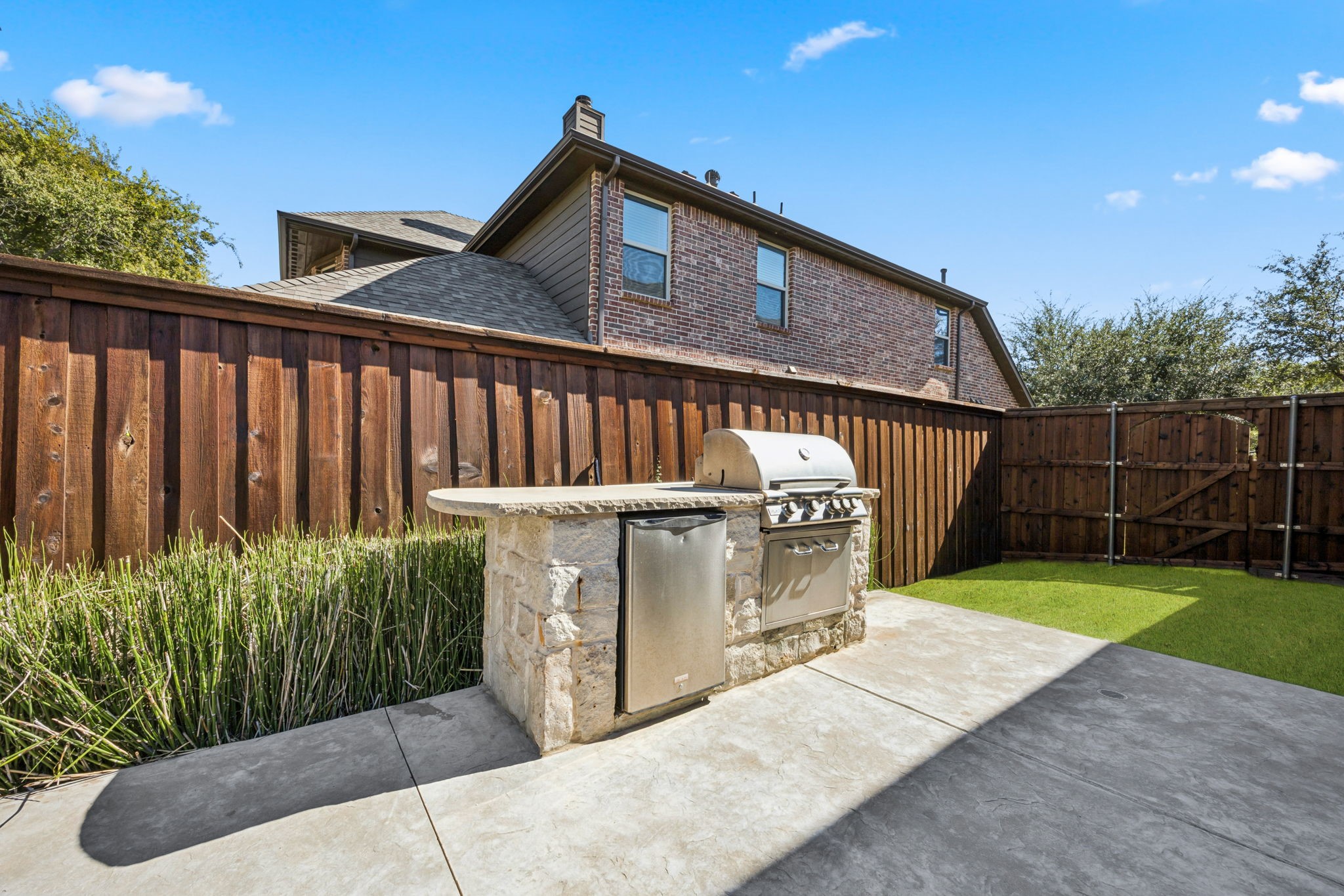 916 Redbird Lane Allen TX 75013