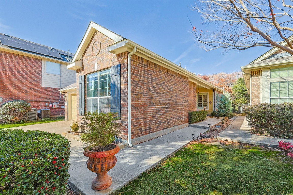 8811 Tyler Drive Lantana TX 76226